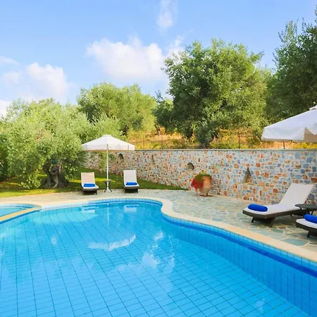 Willa Selini At Sunset