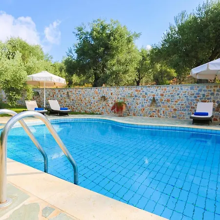 Selini At Sunset Villa *